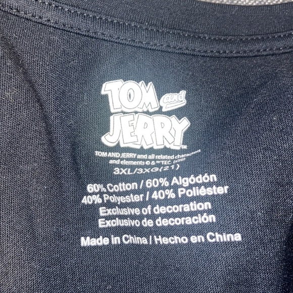 Tom and Jerry crop top size 3X. New without tags. - Picture 5 of 6
